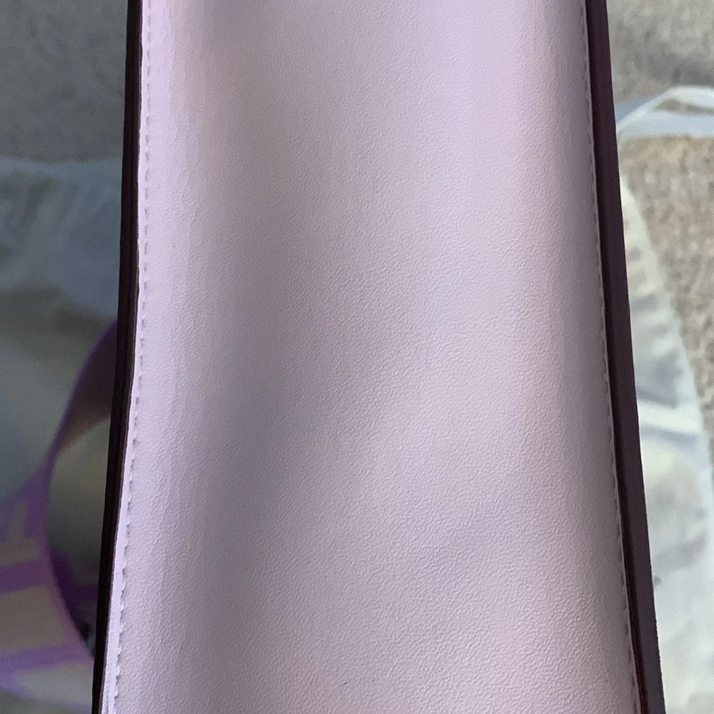 ๐ธ Stella McCartney perforated logo alter Napa crossbody bag in Lilac - Picture 5 of 15